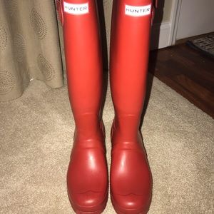 Hunter Original Women’s Tall Red Boot Size 8